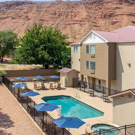 La Quinta By Wyndham Moab-2